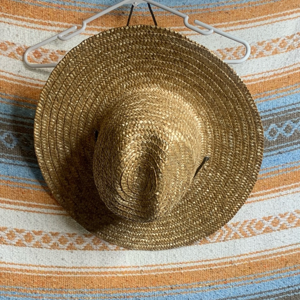 Straw sun hat